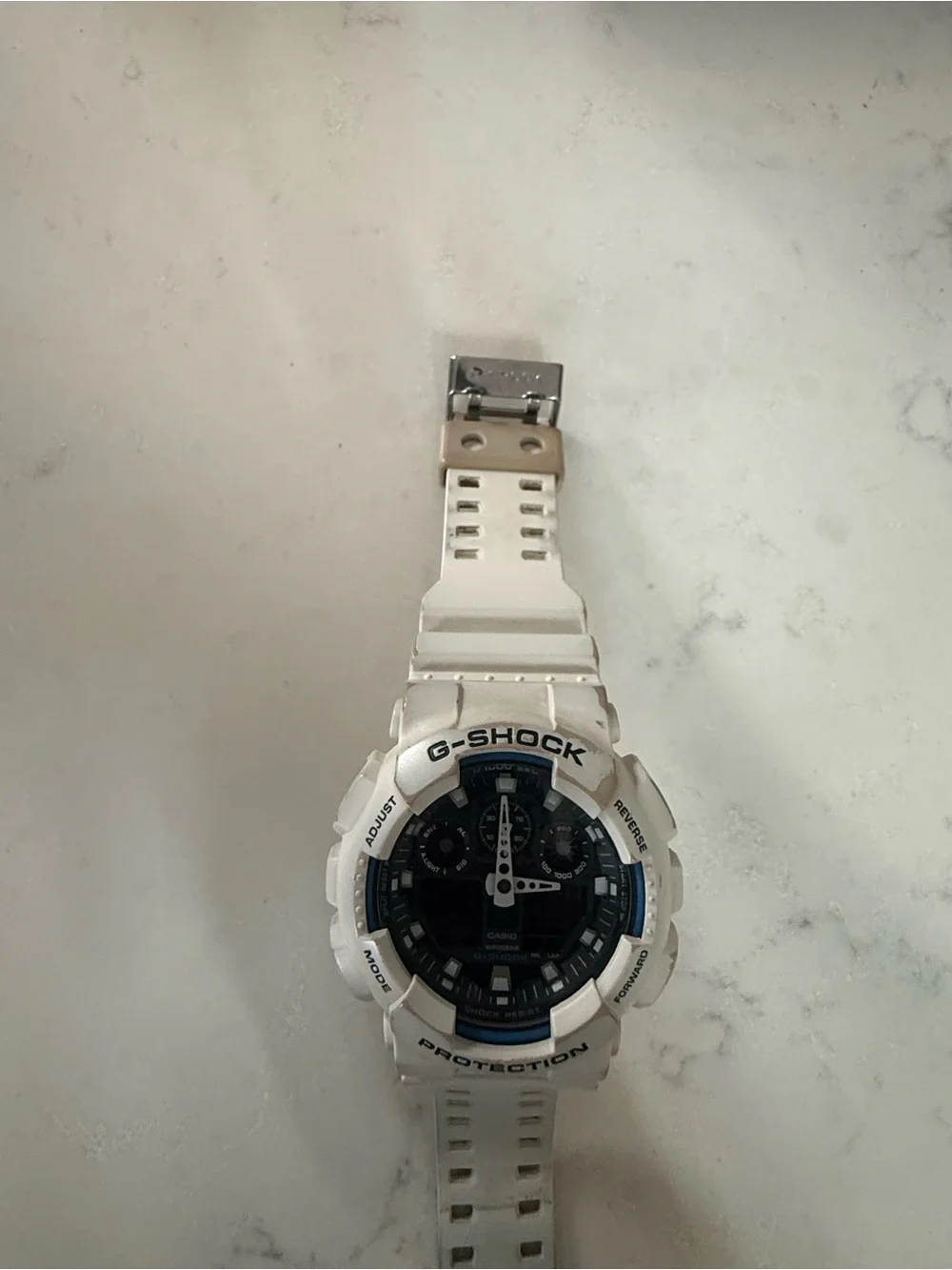 Casio White Digital-Analog G-Shock with Black Dial